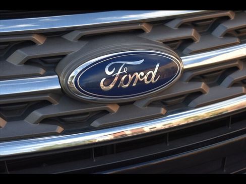 Used 2018 Ford Explorer FWD image 47