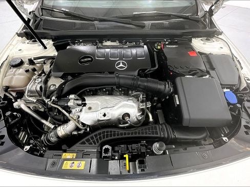 Used 2022 Mercedes-Benz A 220 image 12