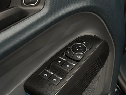 Used 2025 Ford Maverick Lobo image 25