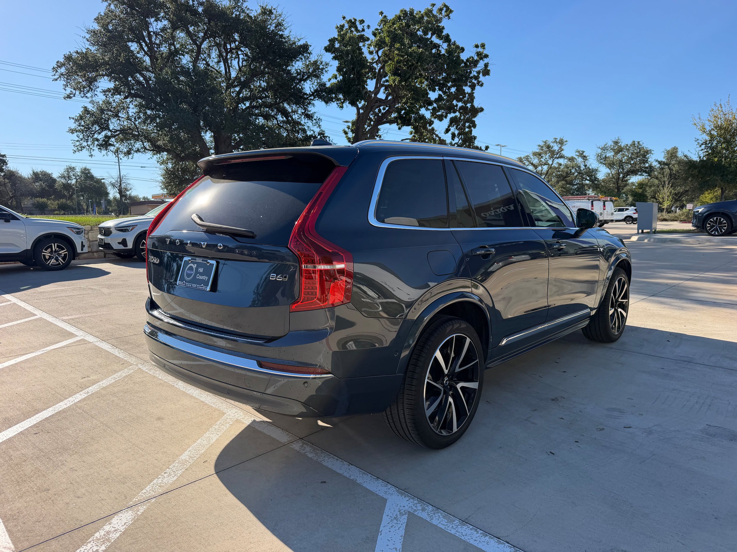 Certified 2025 Volvo XC90 B6 Plus w/ Protection Package Premier AWD/4WD image 6