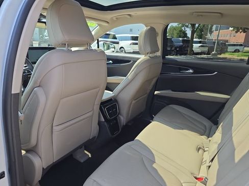Used 2023 Lincoln Nautilus Reserve AWD/4WD image 22