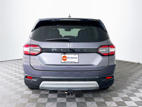 Used 2025 Honda Pilot EX-L image 7