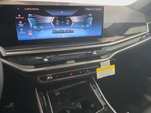 New 2026 BMW X5 sDrive40i image 12