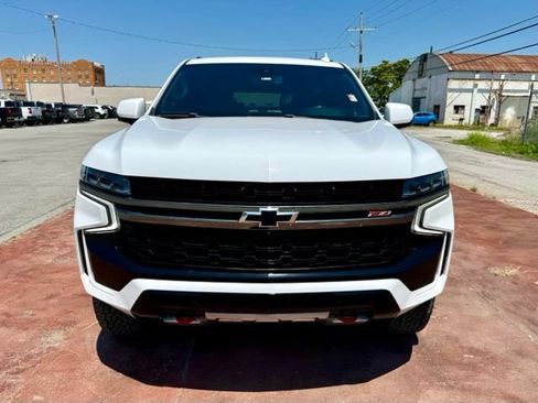 Used 2021 Chevrolet Tahoe Z71 w/ Z71 Signature Package AWD/4WD image 2