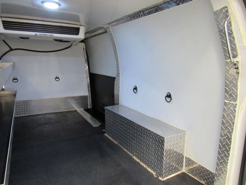 Used 2019 Chevrolet Express 2500 2500 3dr Cargo Van w/ Safety Package image 21