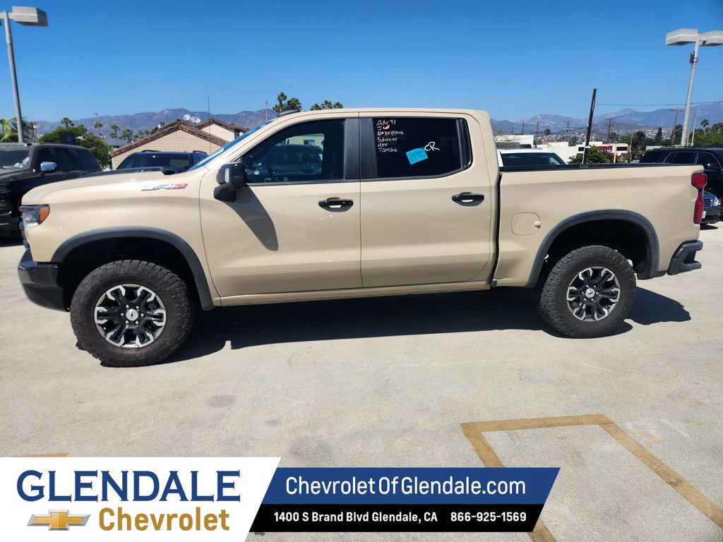 Used 2022 Chevrolet Silverado 1500 ZR2 w/ Technology Package AWD/4WD image 2