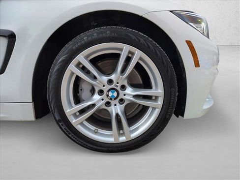 Used 2019 BMW 440i xDrive Convertible w/ M Sport Package image 24