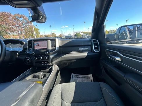 Used 2022 RAM 1500 Big Horn image 32