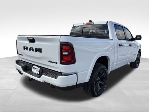 New 2026 RAM 1500 4x4 Crew Cab image 4