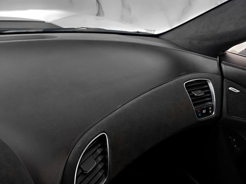 Used 2019 Chevrolet Corvette Z06 image 32