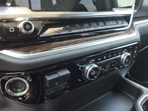 New 2026 GMC Sierra 1500 Elevation w/ Preferred Package image 21