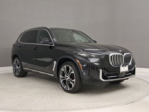 Used 2024 BMW X5 sDrive40i w/ Parking Assistance Package RWD image 7
