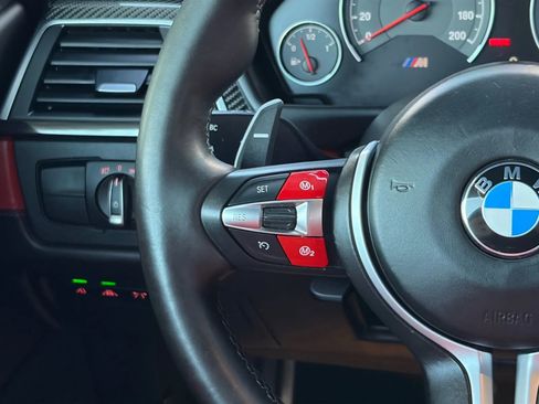 Used 2018 BMW M4 Coupe RWD image 28