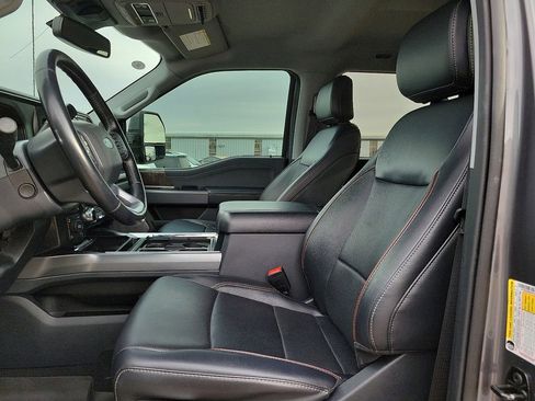 Used 2023 Ford F250 Lariat w/ FX4 Off-Road Package AWD/4WD image 19