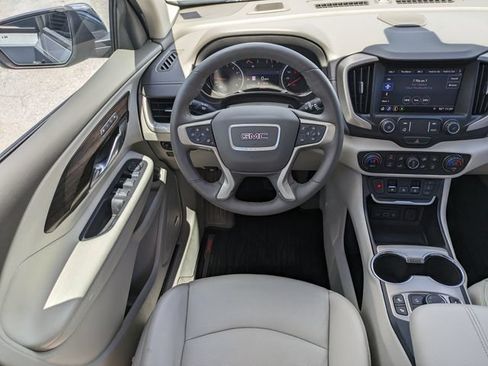 Used 2019 GMC Terrain Denali w/ Driver Alert Package II FWD image 16