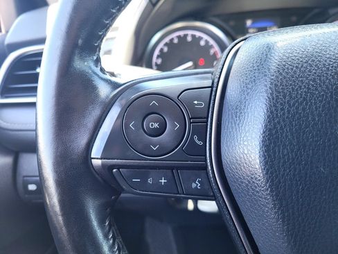 Used 2021 Toyota Camry SE FWD image 30