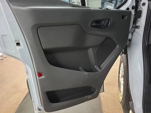 Used 2023 Ford Transit 350 XLT RWD image 7