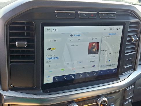 Used 2022 Ford F150 Lariat w/ Equipment Group 502A High image 15