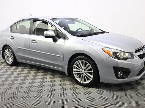 Used 2014 Subaru Impreza 2.0i Limited w/ Popular Package #2 AWD/4WD image 7