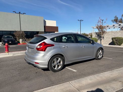 Used 2014 Ford Focus SE image 7