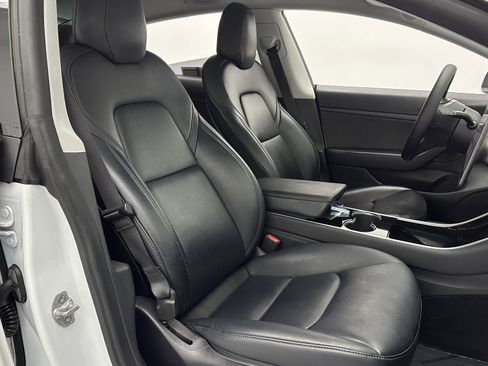 Used 2020 Tesla Model 3 Standard Range Plus image 34