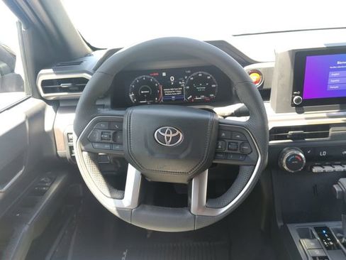 New 2026 Toyota Tacoma TRD Off-Road AWD/4WD image 13
