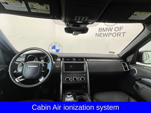 Used 2020 Land Rover Discovery Landmark AWD/4WD image 9