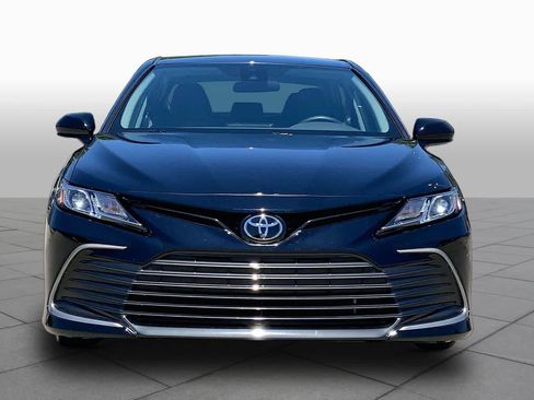 Used 2024 Toyota Camry LE FWD image 4