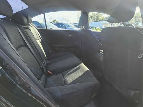 Used 2017 Honda Accord LX image 22
