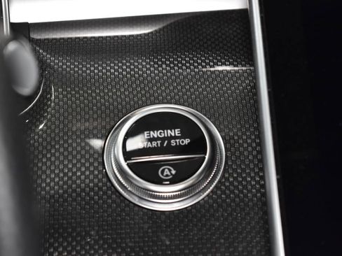 Used 2024 Mercedes-Benz C 300 C 300 image 34