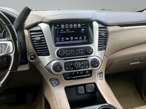 Used 2018 GMC Yukon SLT w/ Open Road Package AWD/4WD image 9