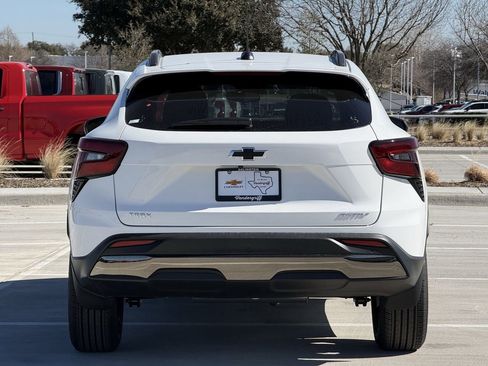 New 2026 Chevrolet Trax ACTIV w/ Sunroof Package image 5
