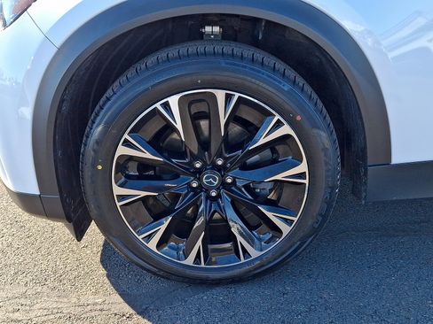 Certified 2024 MAZDA CX-90 Plug-In Hybrid w/ Premium Plus image 10