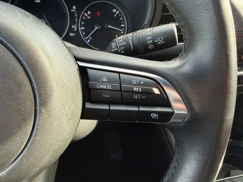 Used 2024 MAZDA MAZDA3 s image 28