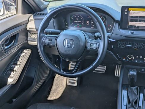 Used 2023 Honda Accord Sport image 15