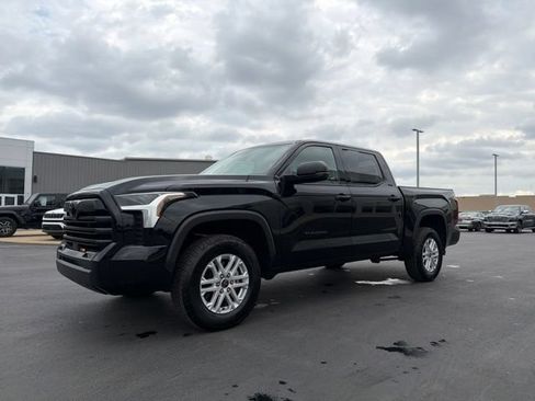 Certified 2023 Toyota Tundra SR5 AWD/4WD image 3