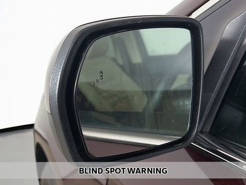 Used 2022 Ford Edge SEL w/ Convenience Package image 4