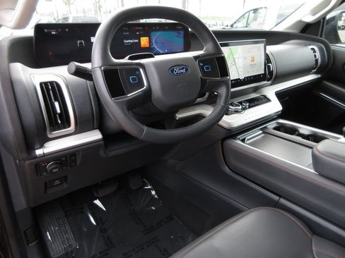 Certified 2025 Ford Expedition Max Active AWD/4WD image 13
