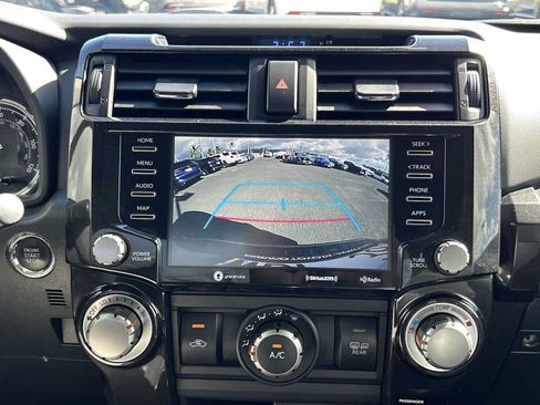 Used 2021 Toyota 4Runner Venture AWD/4WD image 21