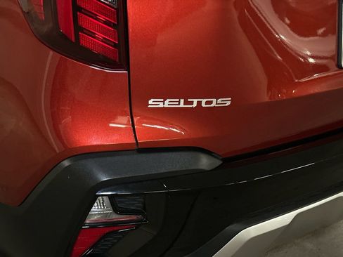 Certified 2024 Kia Seltos S AWD/4WD image 5