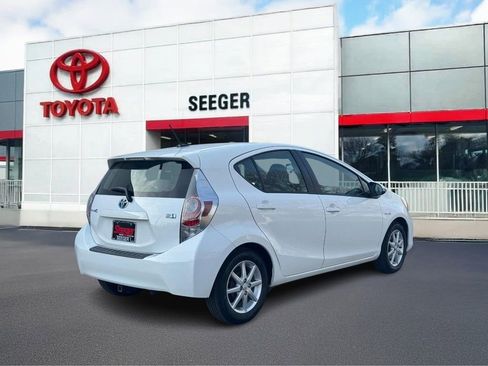 Used 2013 Toyota Prius C Four image 3