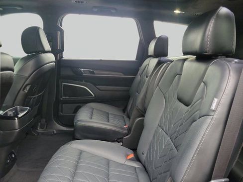 Used 2025 Kia Telluride SX Prestige X-Line AWD/4WD image 12