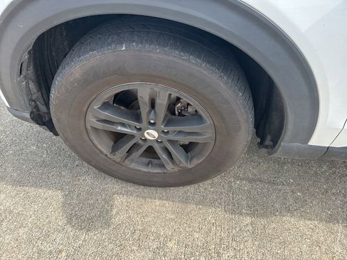 Certified 2020 Ford Explorer XLT image 20