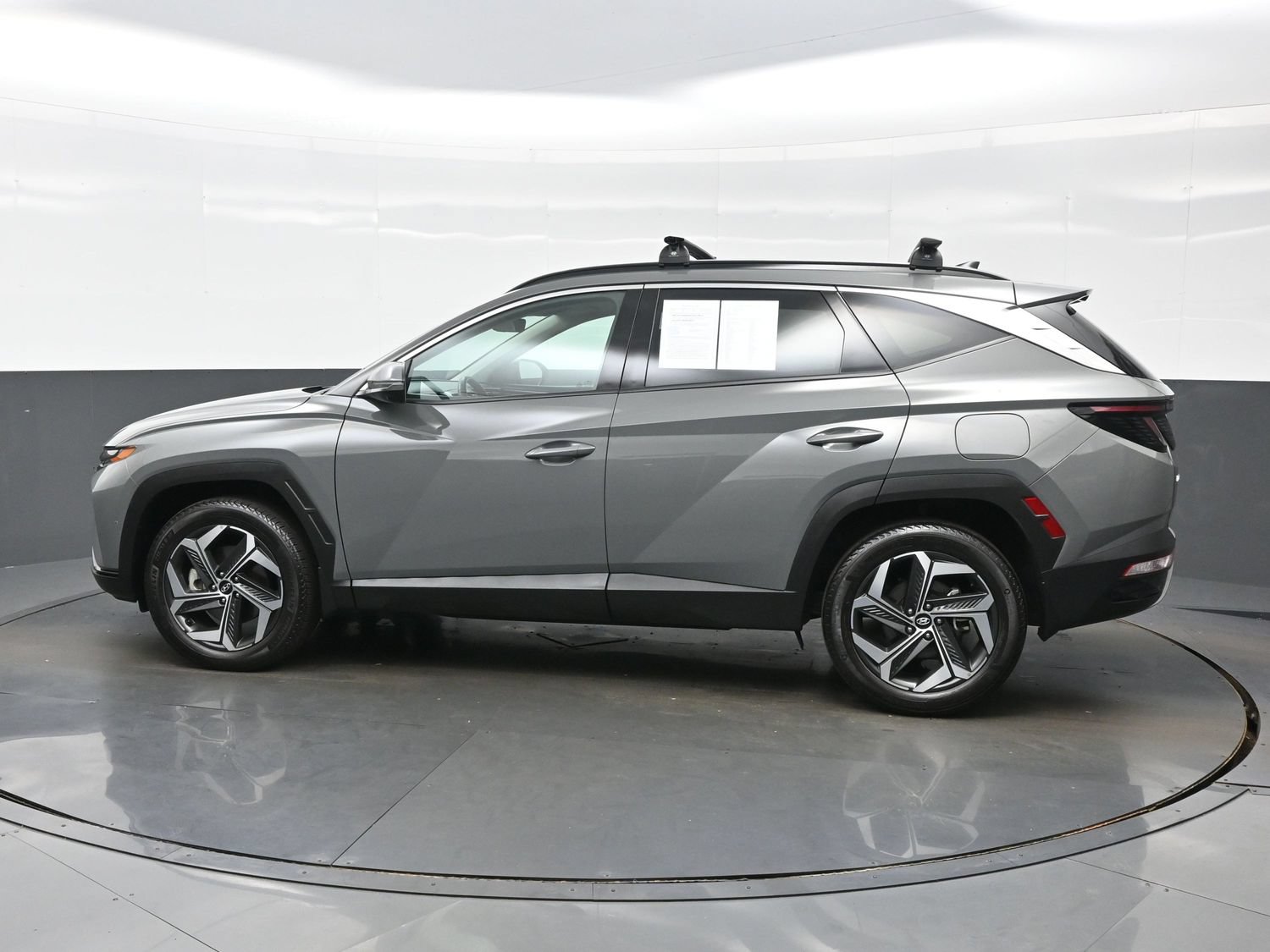 Certified 2024 Hyundai Tucson Limited AWD/4WD image 3