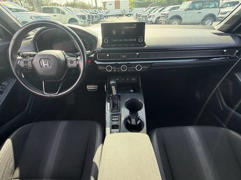 Used 2025 Honda Civic Sport image 13