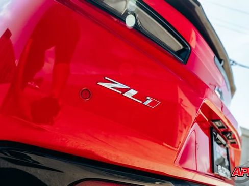 Used 2018 Chevrolet Camaro ZL1 RWD image 32