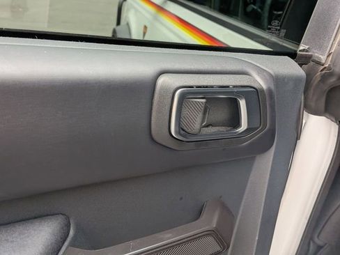 Used 2024 Ford Bronco Badlands image 29