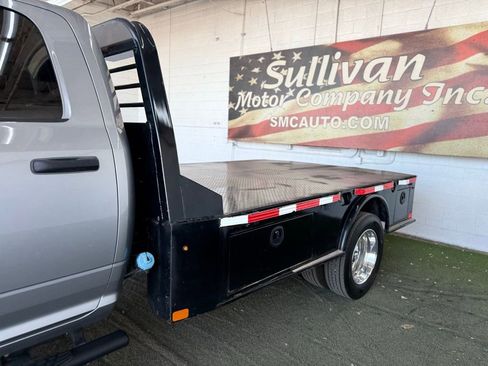 Used 2022 RAM 4500 Tradesman w/ Chrome Appearance Group image 3