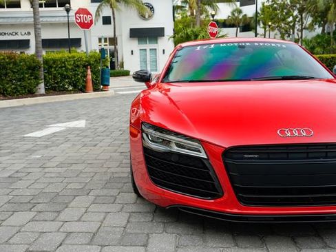 Used 2014 Audi R8 V10 plus AWD/4WD image 6