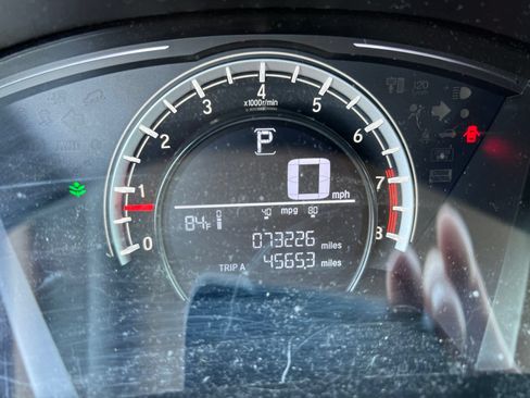 Used 2018 Honda CR-V LX image 8